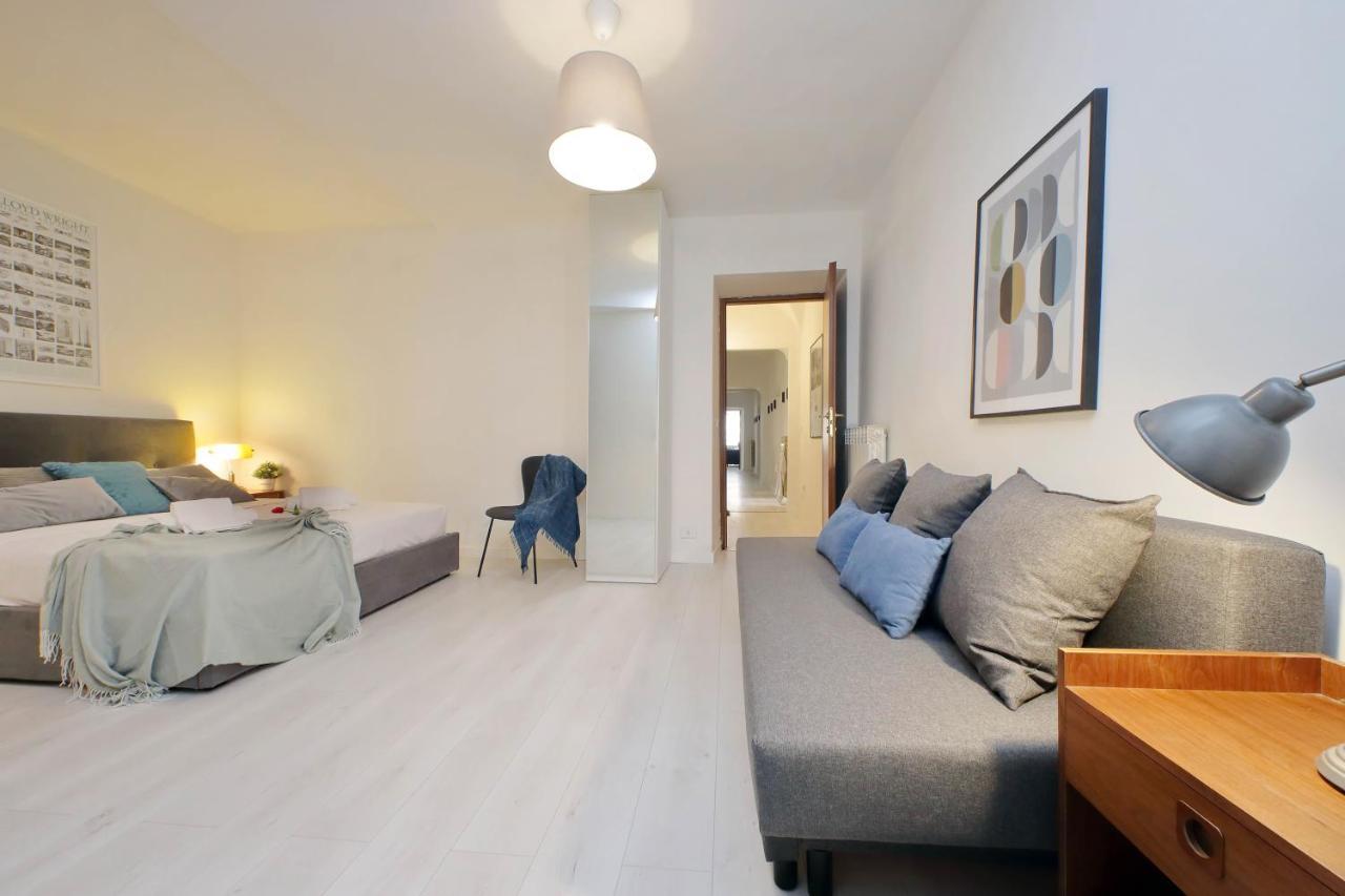 Monti Spacious Apartment 2 Rome Bagian luar foto